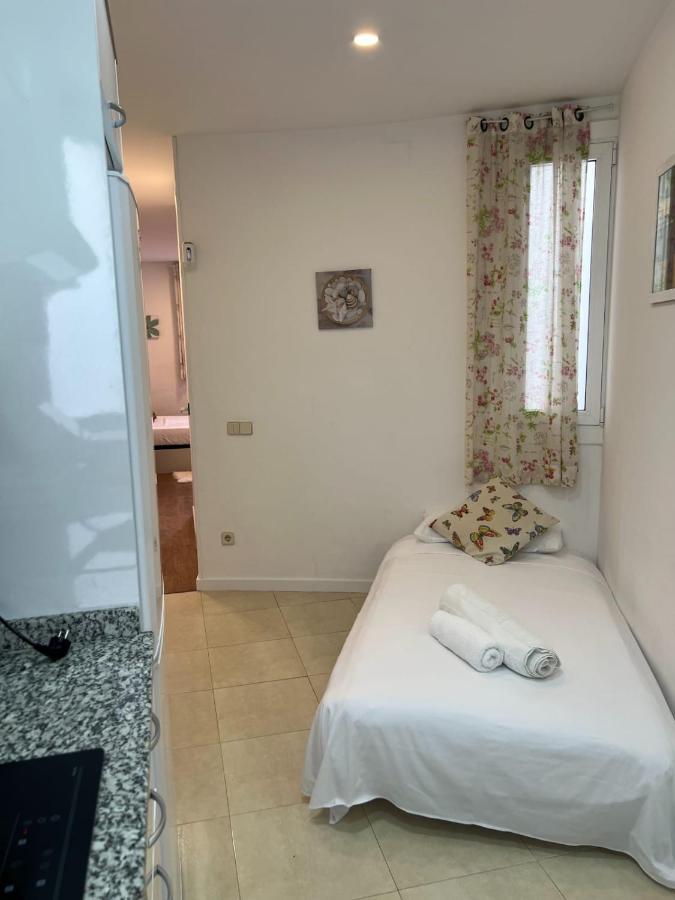 Cozy Studio With Amazing Terrace Near Plaza Espana Barcelona Exterior photo